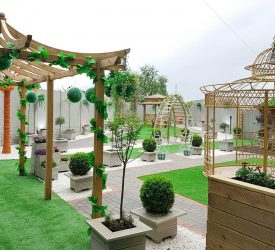 garden-picture-at-crown--banqueting